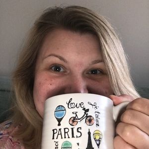 Meet your Posher, Leslie